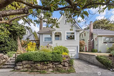 6228 26th Avenue NE, Seattle, WA 98115 - Photo 2