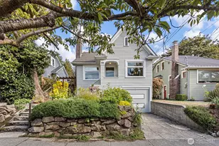 6228 26th Ave NE, Seattle, WA 98115 - Photo 2
