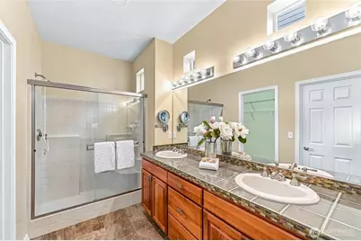 12114 Big Leaf Way NE, Redmond, WA 98053 - Photo 18
