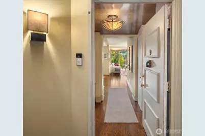 1620 43rd Avenue E #5C, Seattle, WA 98112 - Photo 2