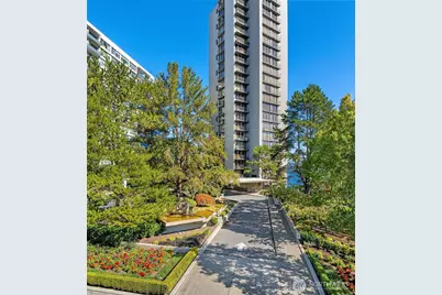 1620 43rd Avenue E #5C, Seattle, WA 98112 - Photo 32