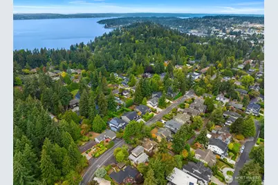 1652 104th Avenue SE, Bellevue, WA 98004 - Photo 12