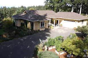 741 E Eagle Ridge Dr, Shelton, WA 98584 - Photo 2