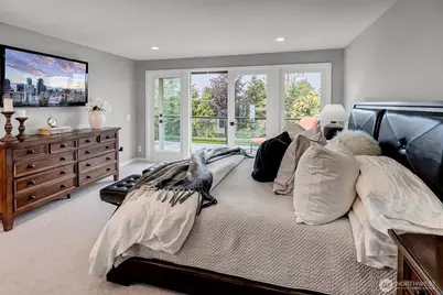 1441 88th Avenue NE, Clyde Hill, WA 98004 - Photo 20