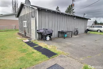 774 132nd Street S, Tacoma, WA 98444 - Photo 2