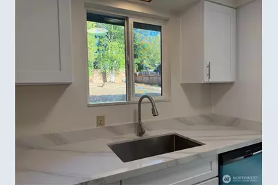 17815 46th Place W, Lynnwood, WA 98037 - Photo 10
