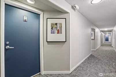 275 W Roy Street #114, Seattle, WA 98119 - Photo 4