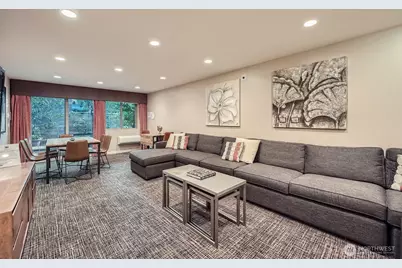 275 W Roy Street #114, Seattle, WA 98119 - Photo 26
