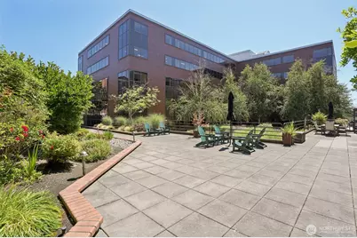 275 W Roy Street #114, Seattle, WA 98119 - Photo 30