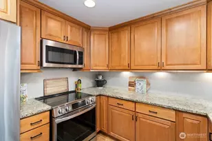 17210 30th Ave NE, Lake Forest Park, WA 98155 - Photo 8