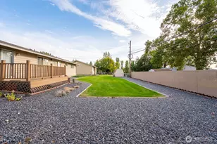 2118 S Crestmont Dr, Moses Lake, WA 98837 - Photo 30
