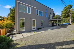 3915 SW Genesee St, Seattle, WA 98116 - Photo 24