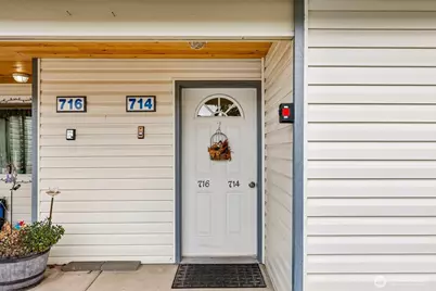 714 Cascade Palms Court, Sedro Woolley, WA 98284 - Photo 2