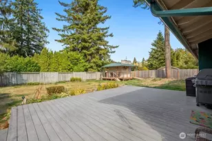 8622 NE 139th St, Kirkland, WA 98034 - Photo 18
