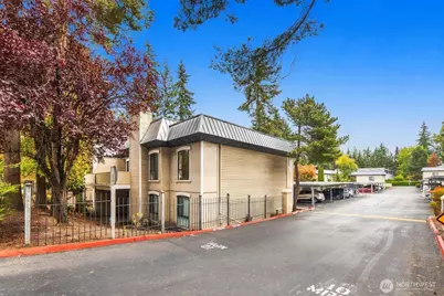 1622 103rd Place NE #L3, Bellevue, WA 98004 - Photo 1