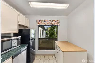 1622 103rd Place NE #L3, Bellevue, WA 98004 - Photo 20