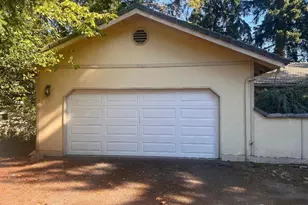 9222 S 198 Street Ct, Renton, WA 98055 - Photo 2