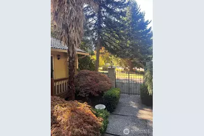 9222 S 198 Street Ct, Renton, WA 98055 - Photo 6