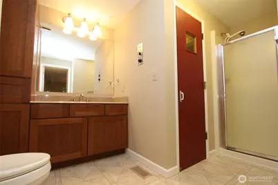 12004 Slater Avenue NE #F-3, Kirkland, WA 98034 - Photo 6