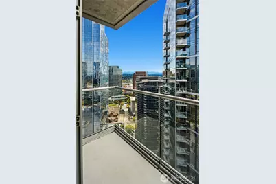500 106th Avenue NE #3109, Bellevue, WA 98004 - Photo 18