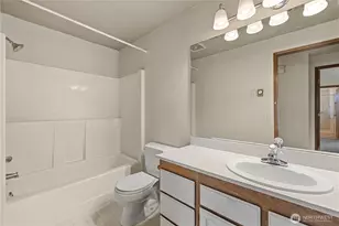 10888 Wilson Ln, Mount Vernon, WA 98273 - Photo 22