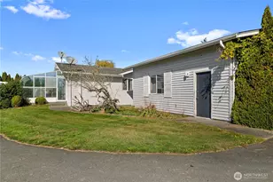 10888 Wilson Ln, Mount Vernon, WA 98273 - Photo 34