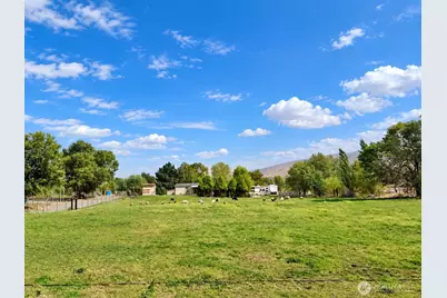 8305 S Missimer Road, Prosser, WA 99350 - Photo 10