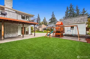 23910 107th Pl W, Edmonds, WA 98020 - Photo 32