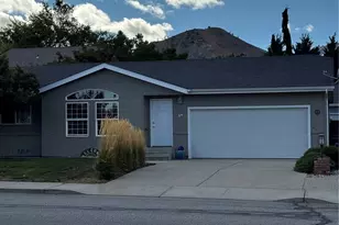 14 Charles St, Wenatchee, WA 98801 - Photo 2