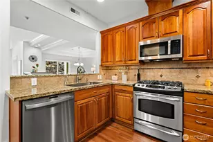 4406 Providence Point Pl SE, Issaquah, WA 98029 - Photo 14