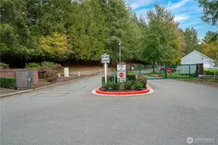 4406 Providence Point Pl SE, Issaquah, WA 98029 - Photo 38