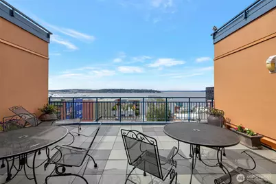 2414 1st Avenue #617, Seattle, WA 98121 - Photo 18