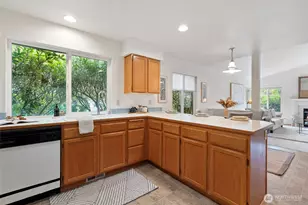 517 Galloway St, Steilacoom, WA 98388 - Photo 8