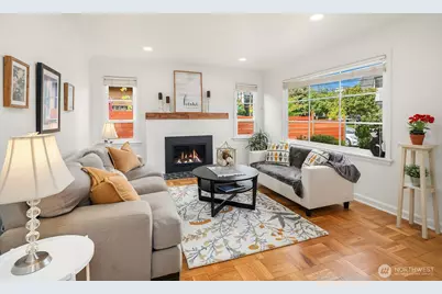 1309 N 80th Street, Seattle, WA 98103 - Photo 2