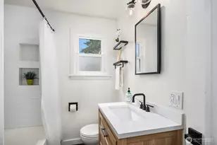 1309 N 80th St, Seattle, WA 98103 - Photo 14