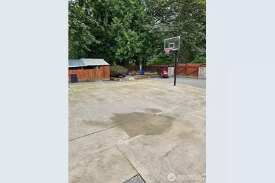 15205 SE 142nd Street, Renton, WA 98059 - Photo 10
