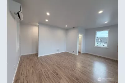 226 E Orange Avenue, Burlington, WA 98233 - Photo 20