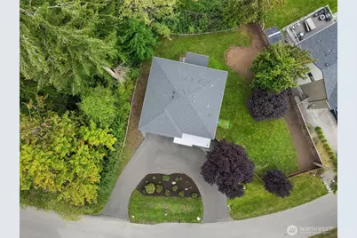 10002 228th Place SE, Woodinville, WA 98077 - Photo 34