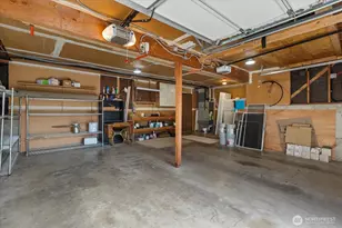 10728 NE 196th St, Bothell, WA 98011 - Photo 38