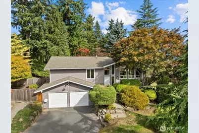 10728 NE 196th Street, Bothell, WA 98011 - Photo 2