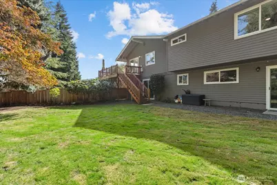 10728 NE 196th Street, Bothell, WA 98011 - Photo 28