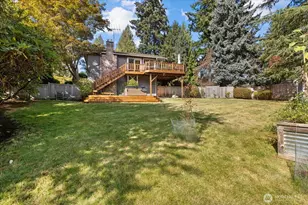 10728 NE 196th St, Bothell, WA 98011 - Photo 32