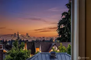 330 NE Elk Pl, Seattle, WA 98115 - Photo 26