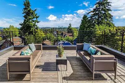 332 NE Elk Place, Seattle, WA 98115 - Photo 22