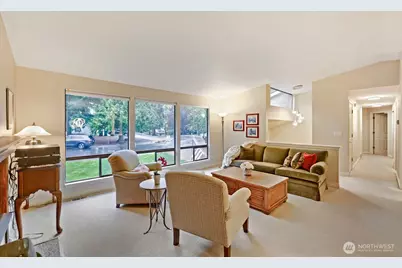 11821 NE 102nd Place, Kirkland, WA 98033 - Photo 4