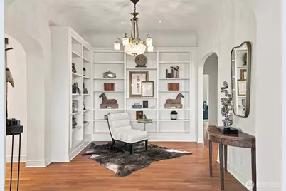 1223 Spring Street #1200, Seattle, WA 98104 - Photo 4