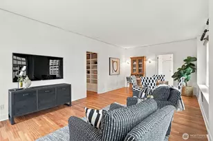 1223 Spring St, Seattle, WA 98104 - Photo 34