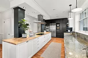 1223 Spring St, Seattle, WA 98104 - Photo 22
