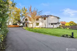 15194 Sunrise Drive NE, Bainbridge Island, WA 98110 - Photo 2
