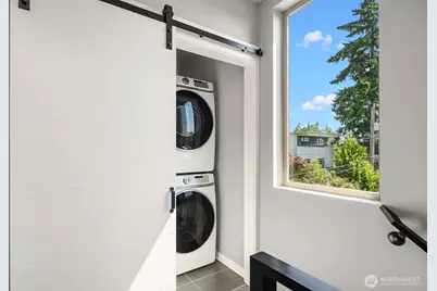 8012 20th Avenue NW, Seattle, WA 98117 - Photo 20